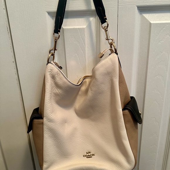 Coach White/Tan Leather Hobo Bag, zippered with small buckles on the side - Picture 4 of 16